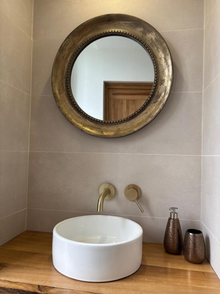 Accueil La salle de bain privative de la chambre d'hôtes La Parenthèse à Chamarandes Choignes.